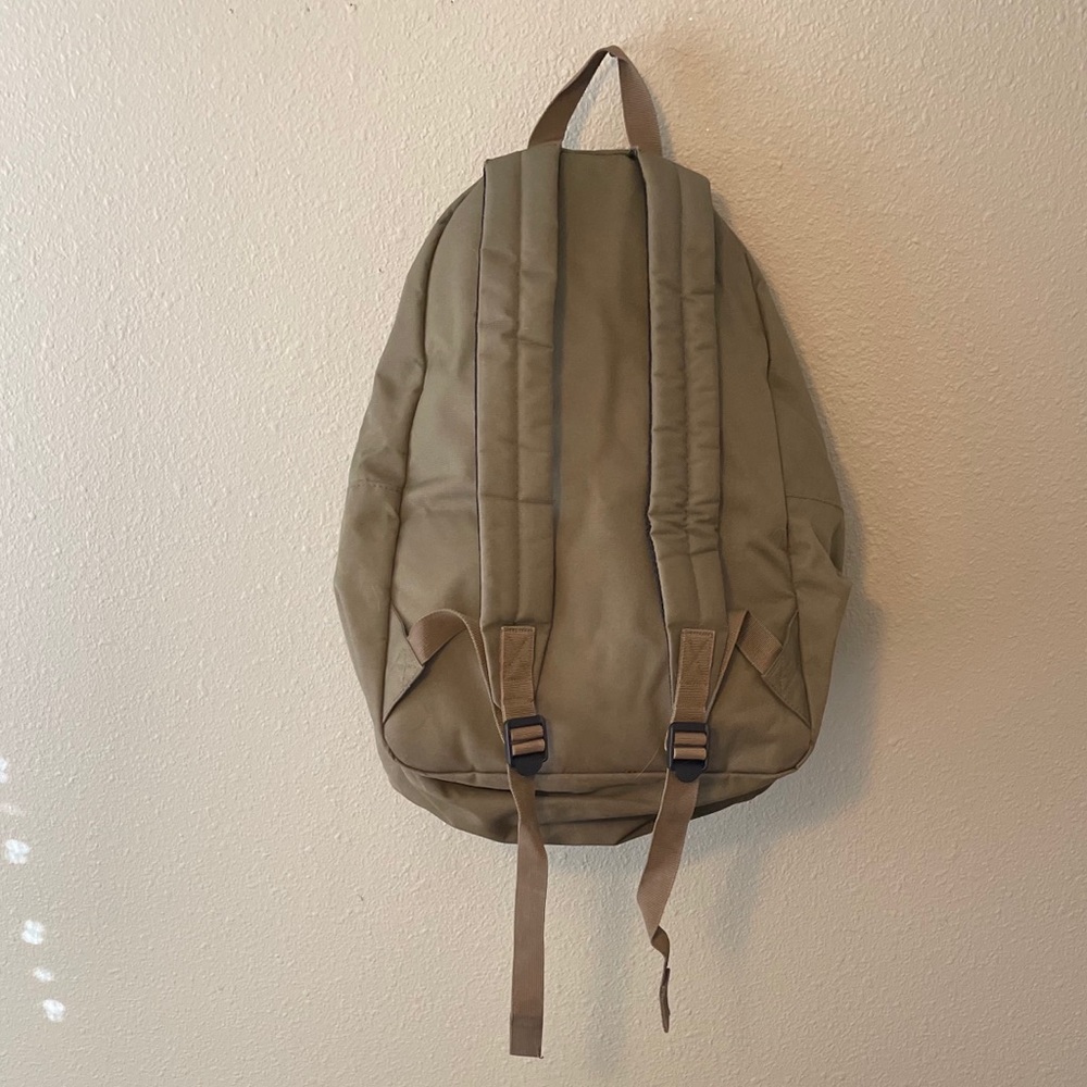 Earthy green backpack - Picture 4 of 4